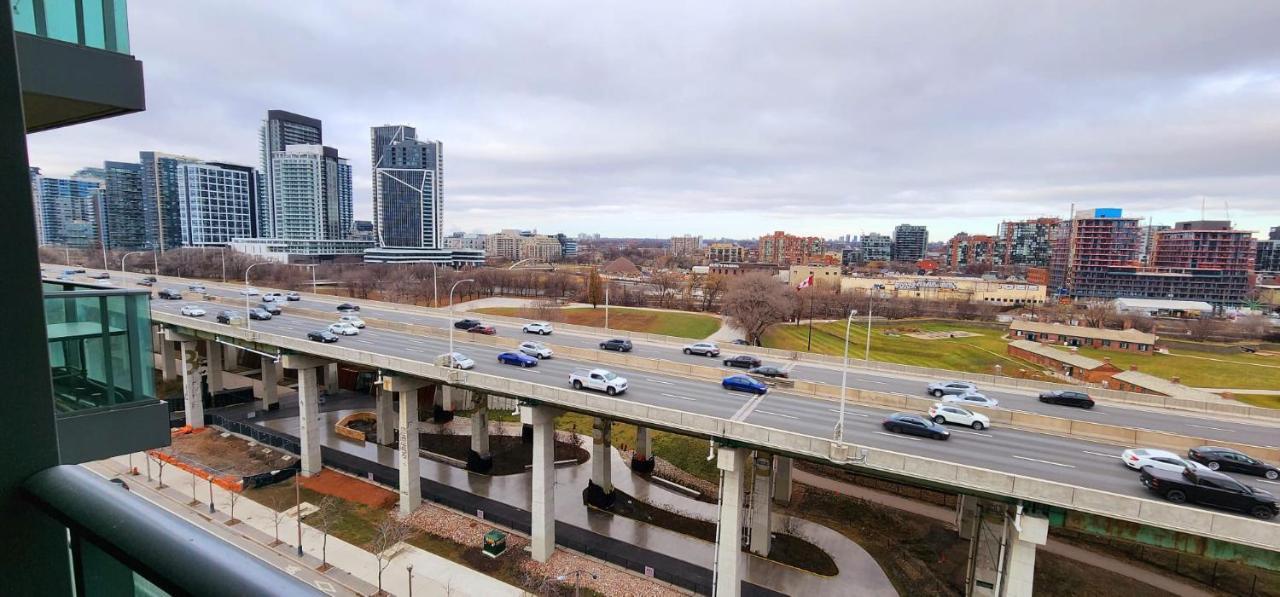 Lakefront Living Downtown Toronto - Free Parking, Gym, Indoor Pool エクステリア 写真