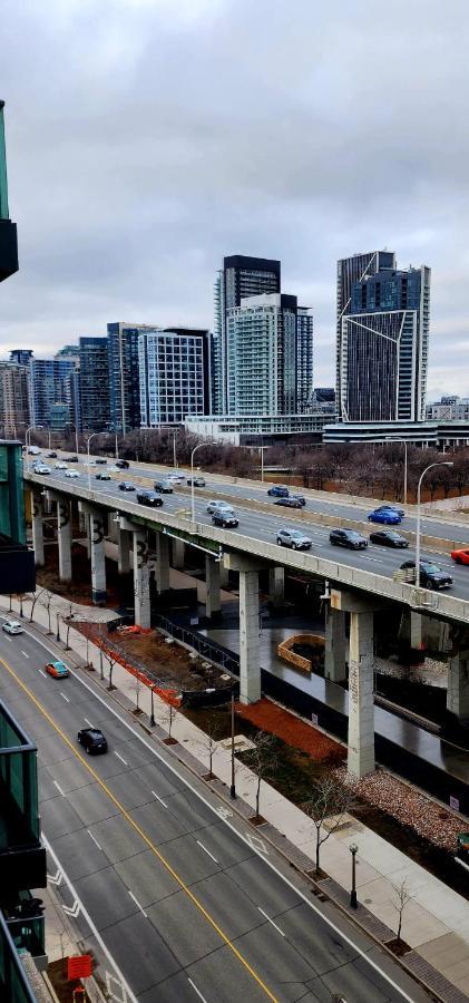 Lakefront Living Downtown Toronto - Free Parking, Gym, Indoor Pool エクステリア 写真